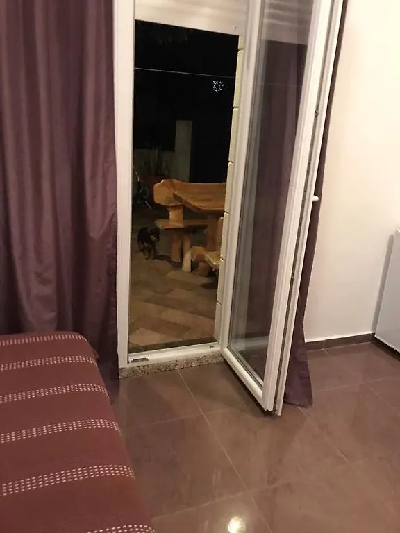 Denis Rooms And Apartments Bibinje 3*,  Croatia