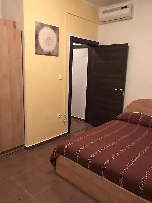 Denis Rooms And Apartments Bibinje 3*,  Croatia