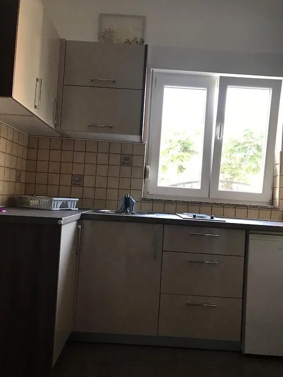 Guest house Denis Rooms And Apartments Bibinje